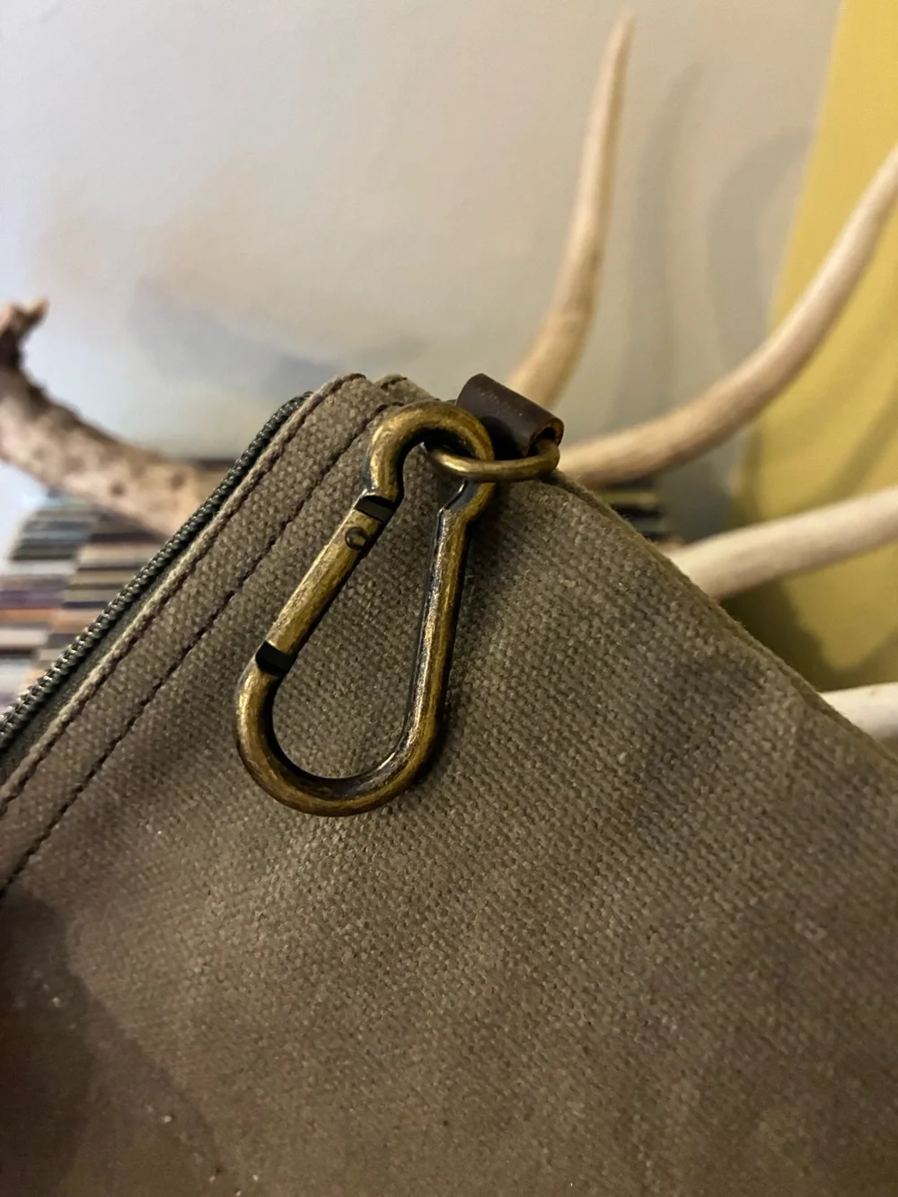 Olive Canvas Zip Pouch - Minimalist Carry